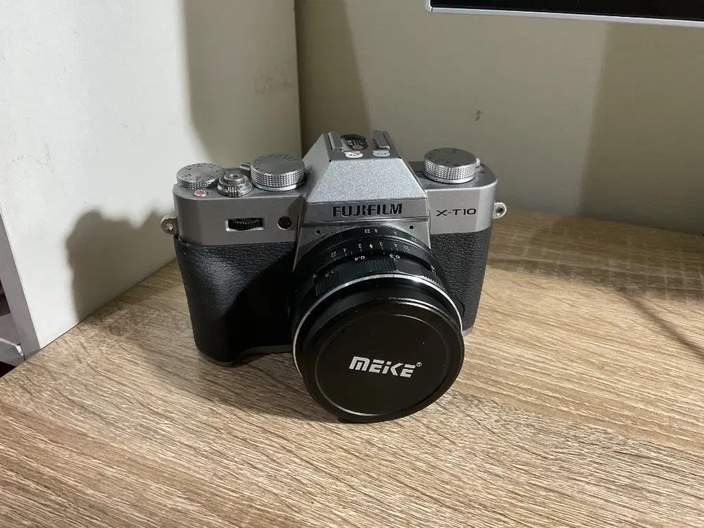 [JUAL SECOND] FUJIFILM XT-10 Good Condition