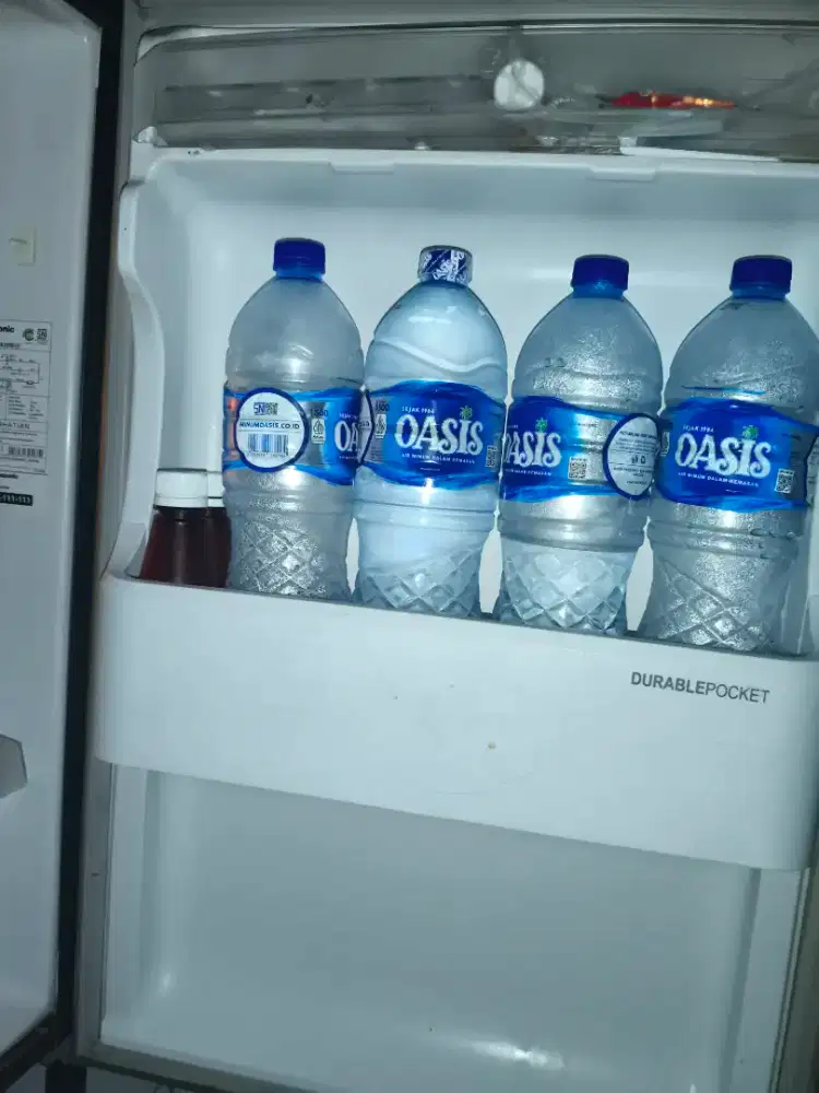 Kulkas bekas panasonic