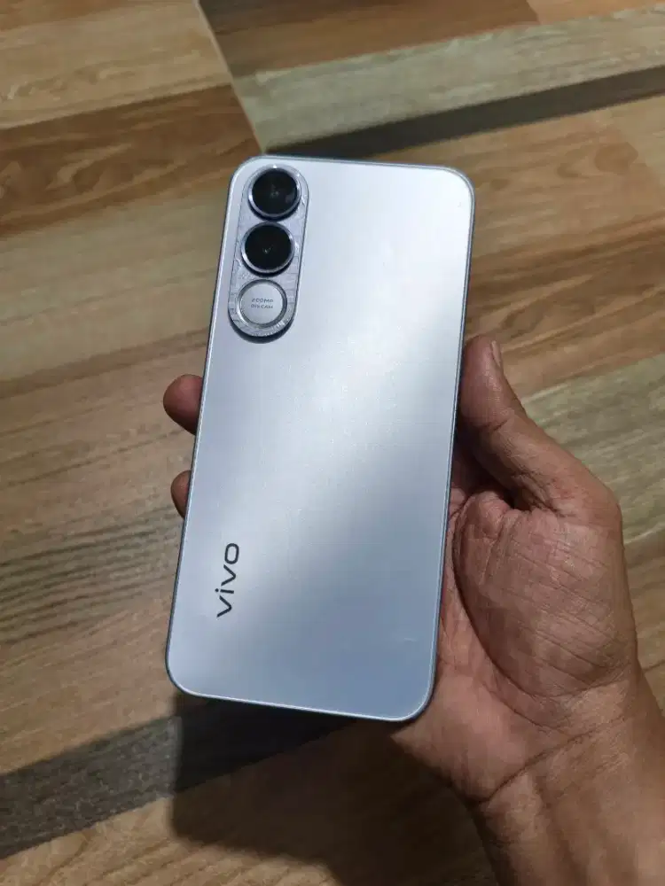 Vivo v70 Fe 5g Ram 8/256 ( HP cas) Nominus lecet pemakaian