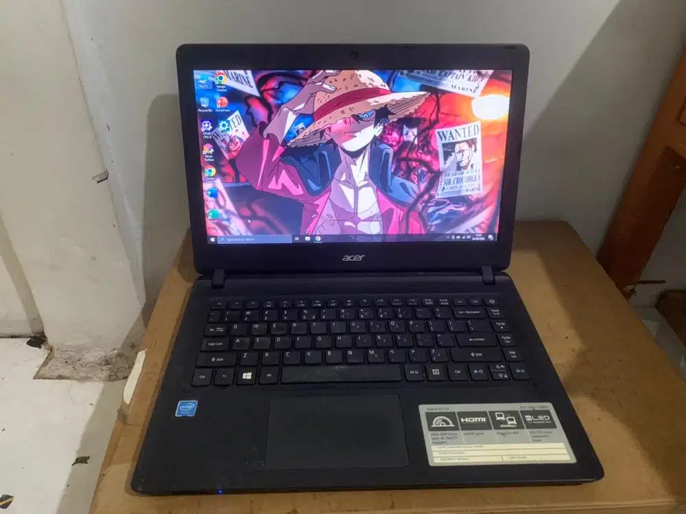 Laptop Acer Aspire ES1-432
