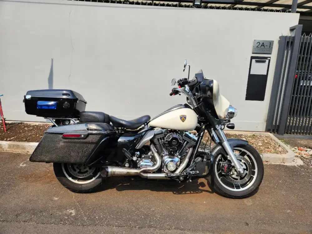 Harley Davidson Electra Police 2011