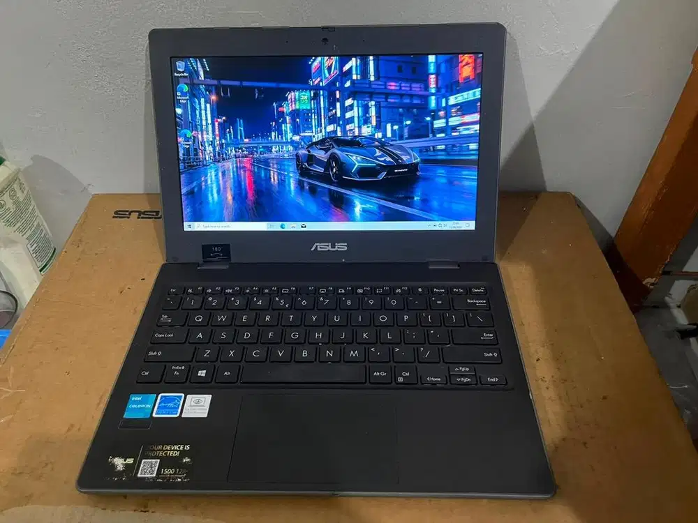 Laptop Asus BR110CKA