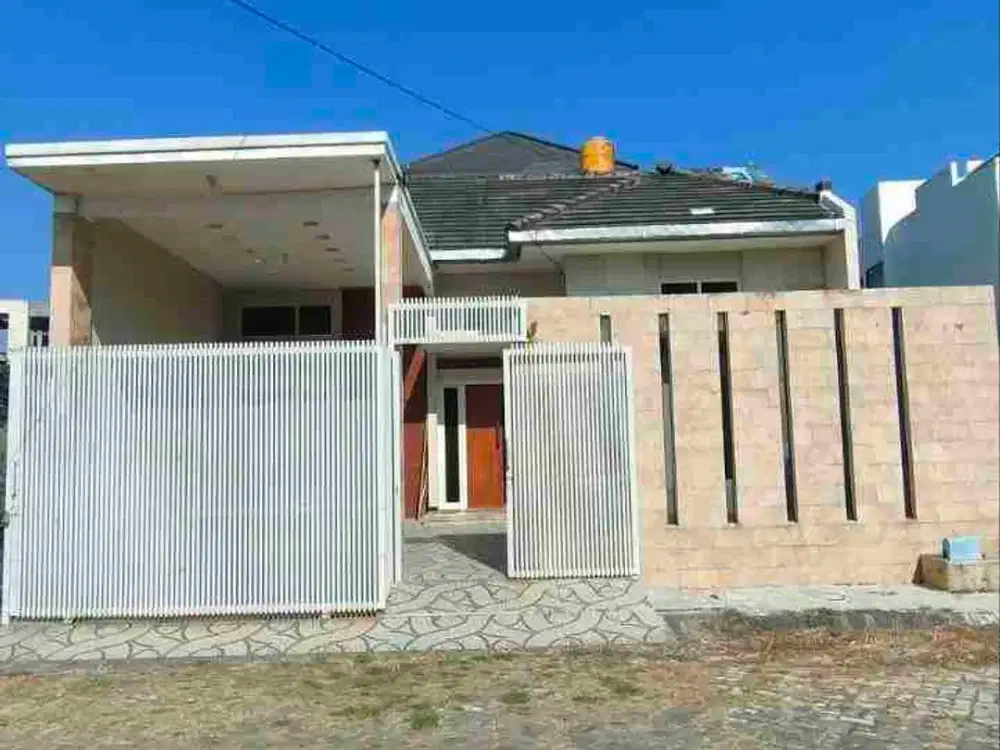 Dijual Rumah Bersih Terawat di Tirtasani Karangploso Malang Dekat ITN 2