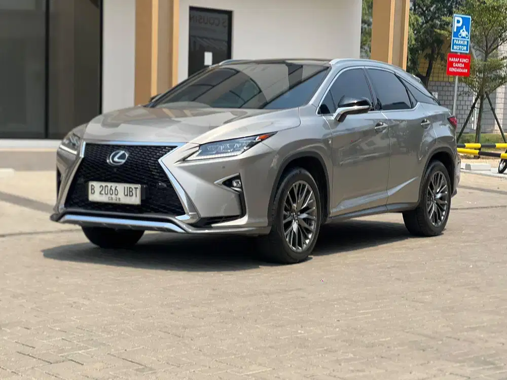 (LOW KM) Lexus Rx200T F Sport AT 2017 Pajak Panjang