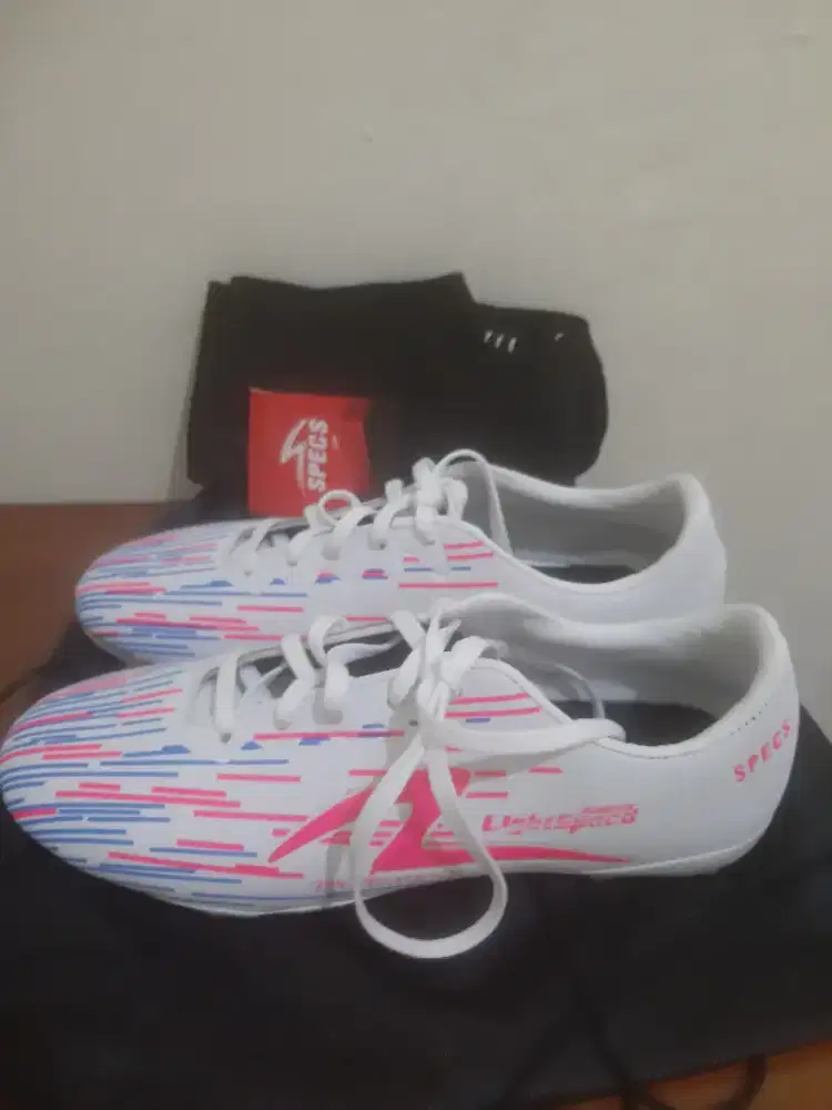Sepatu Bola Specs Uk. 40