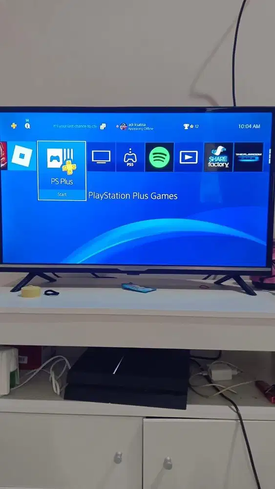 Dijual Ps 4 fat 500gb kondisi second no minus + ori pabrik