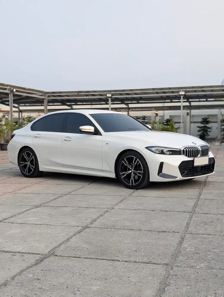 • KM 25RB RECORD • BMW 320i M SPORT 2024 AT 320 i M-sport 2025