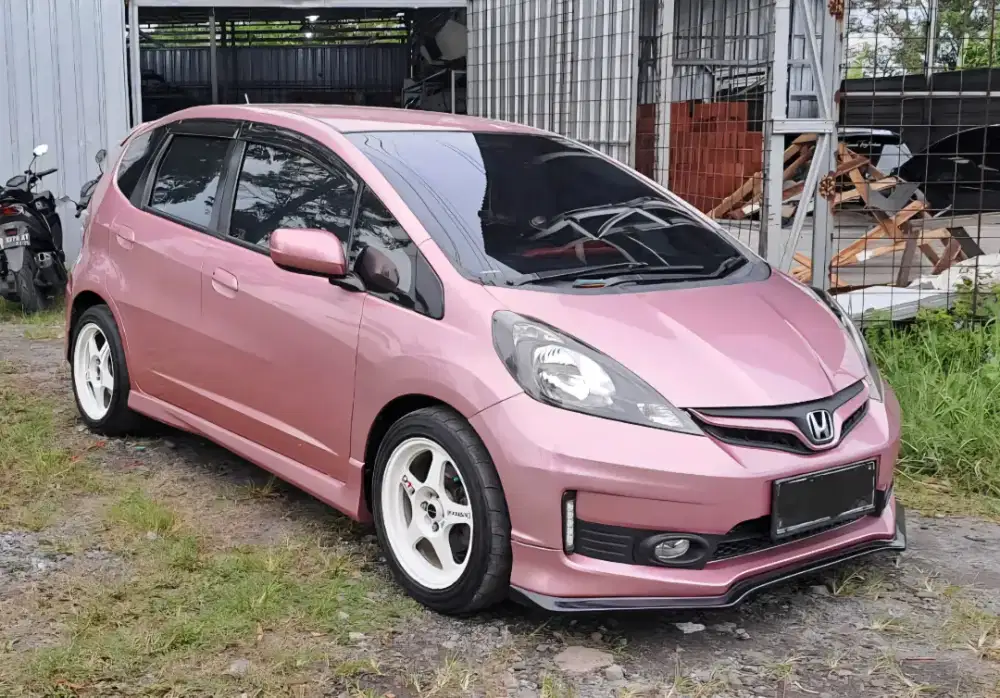 Honda Jazz Pink Ge8 automatic