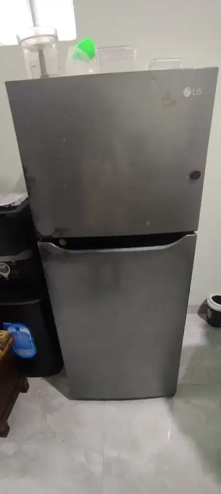 Kulkas LG 2 Pintu
