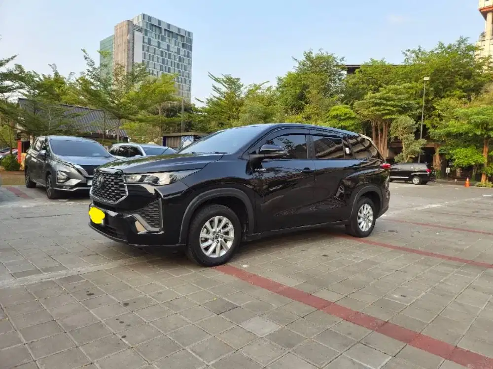 INNOVA ZENIX G HYBRID 2023