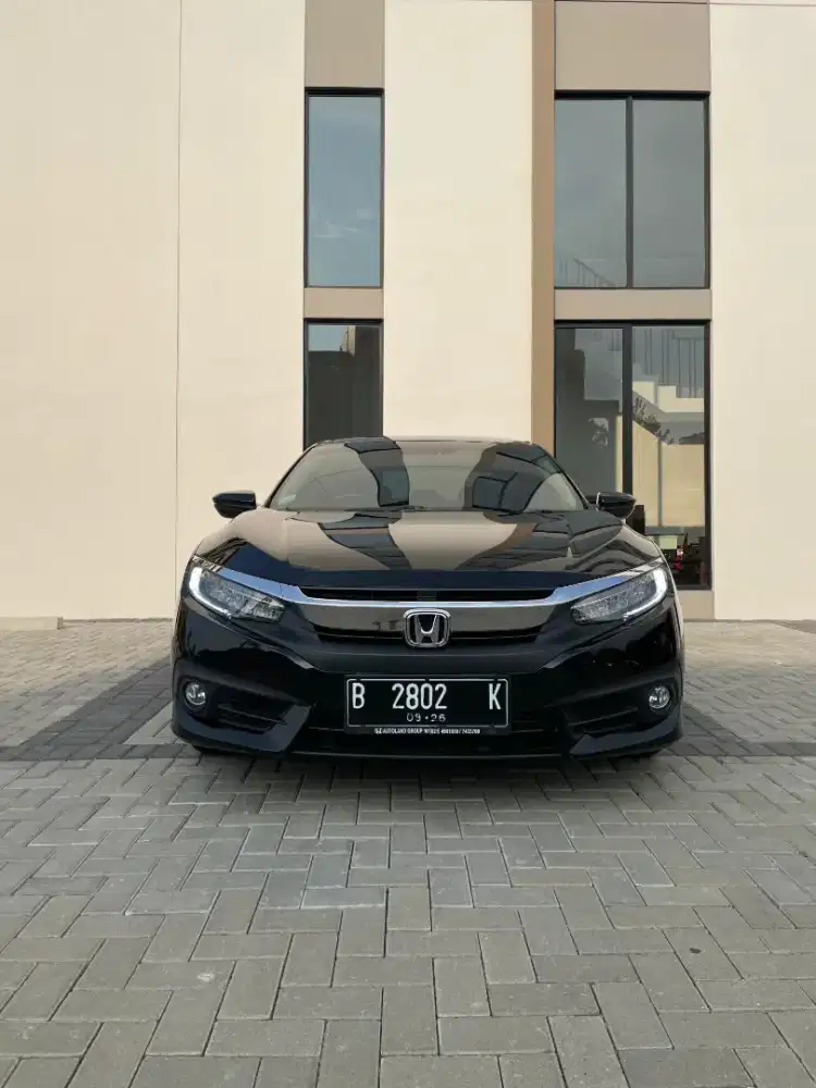 (Km10rb) Civic Turbo ES 2016 Hitam