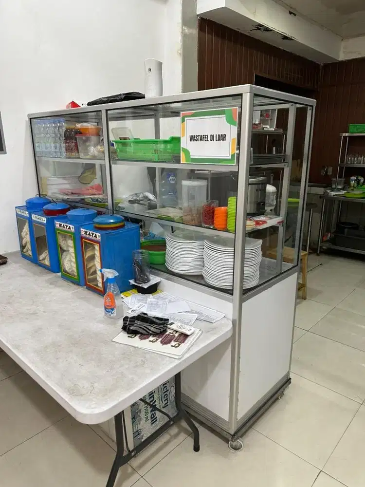 Gerobak etalase alumuniun 180