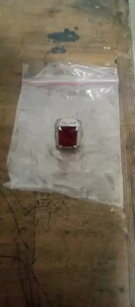 Jual batu aki asli ni masih baru