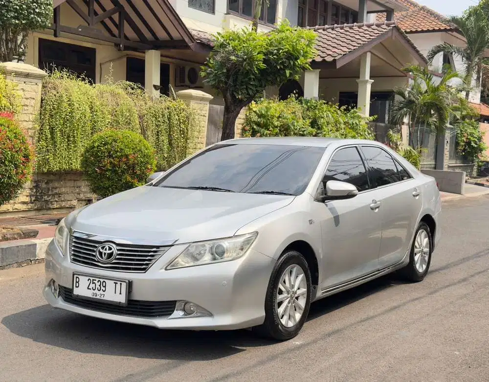 Toyota Camry 2012 Bensin