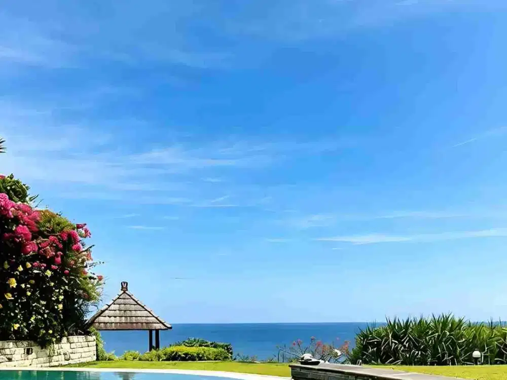 STUNNING OCEAN CLIFF FRONT PRIVATE VILLAS*
Sawangan, Nusa Dua - Bali