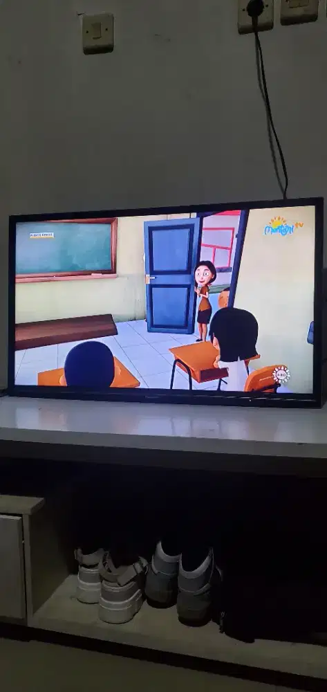 panasonic 32 inch TV digital