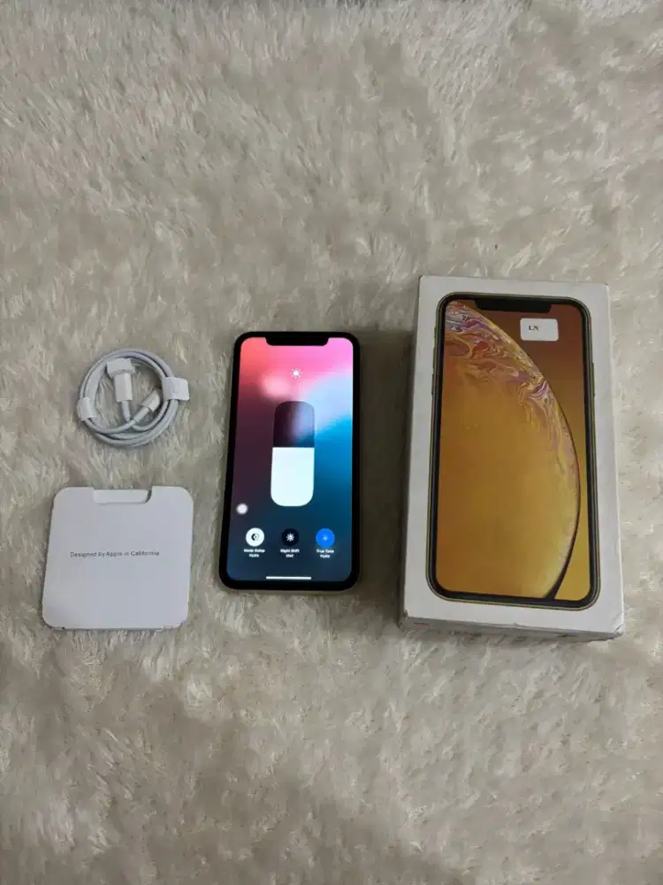 iPhone xs64 GB inter