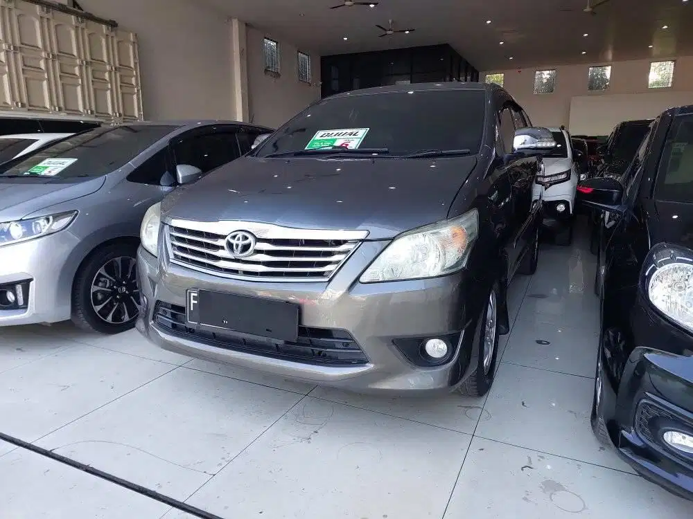 TOYOTA KIJANG INNOVA G 2.0 AT AUTOMATIC 2000 CC BENSIN TAHUN 2012
