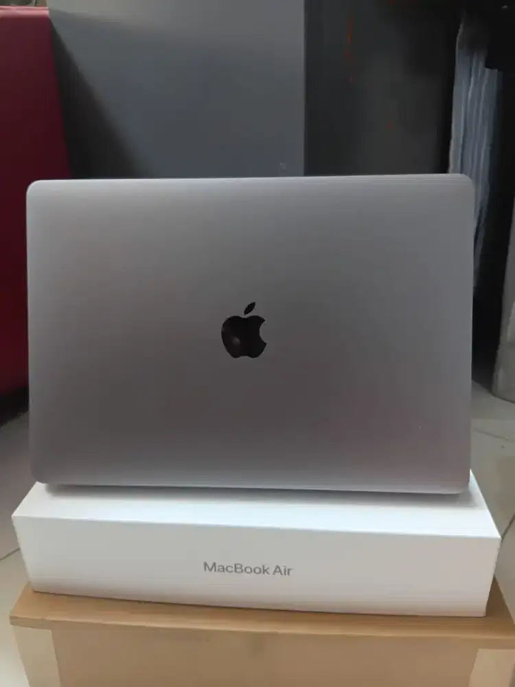 Jual Laptop MacBook Air M3 13 inch 8/256 GB