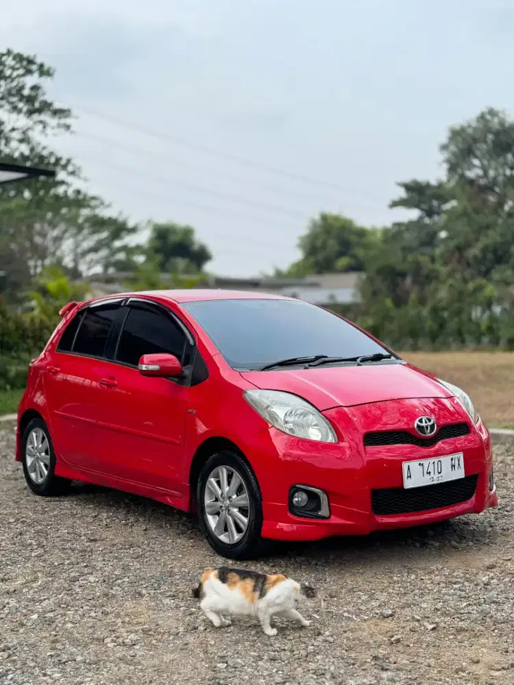 Yaris S limited 2012