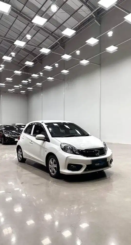 TDP 10jt! Honda Brio E MT 2017, Plat L, Tgn 1, KM 80rb, Istimewa