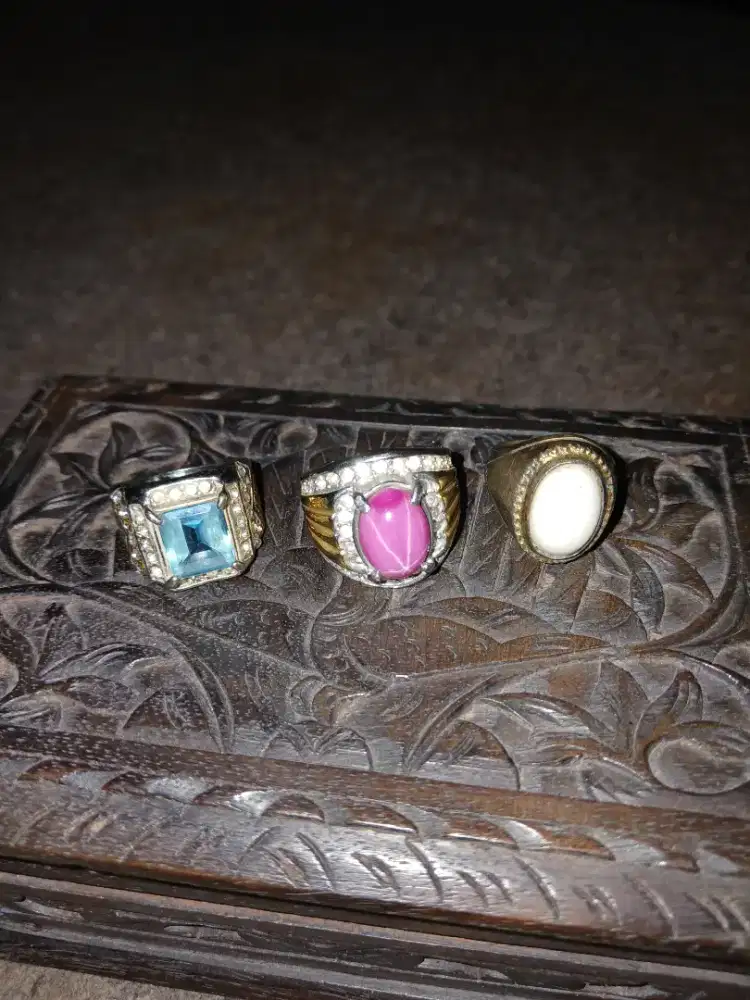 Batu cincin asli