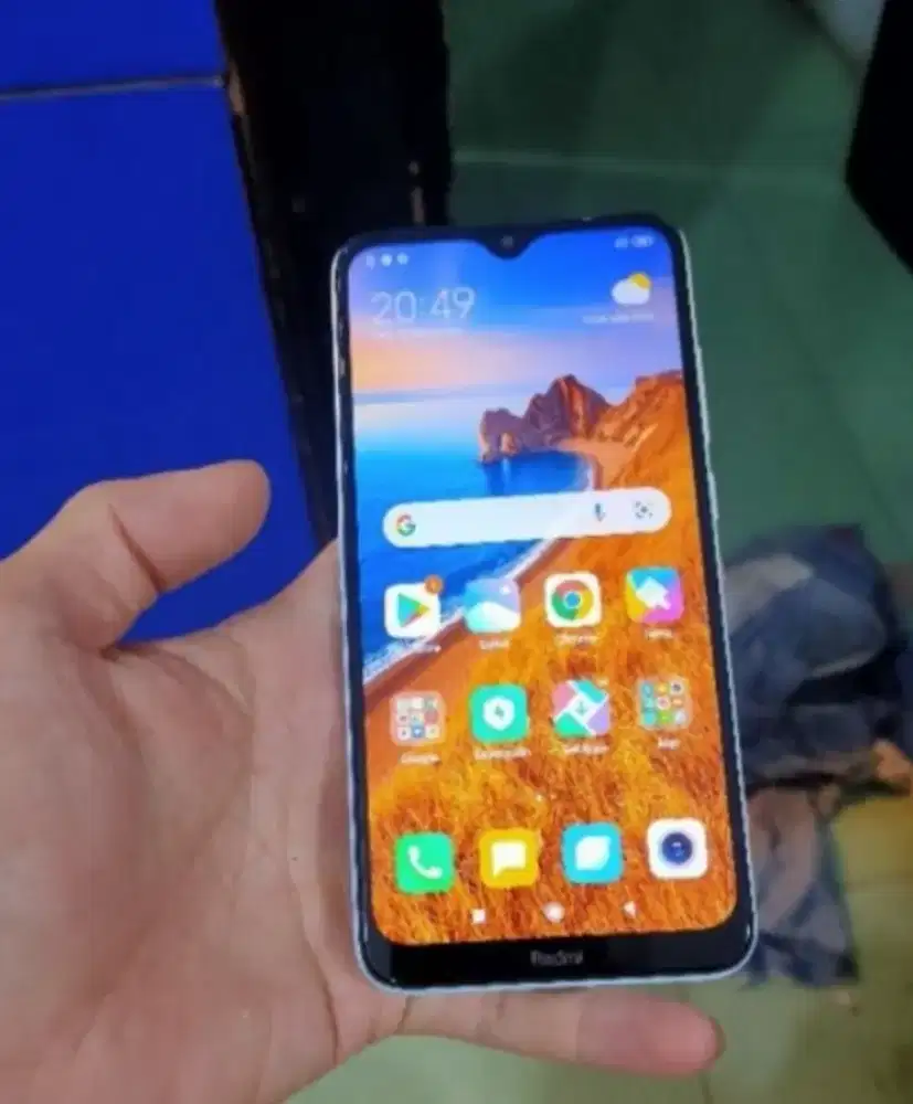 Bismillah mau jual redmi A8 pro batangan