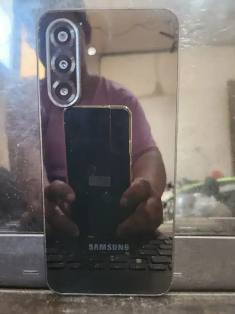 Samsung A26 5G 8/256 + charger