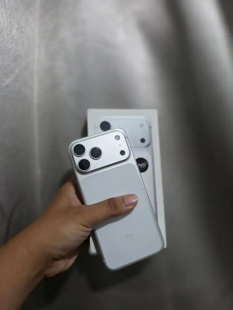 Iphone 17 promax 256gb ibox silver