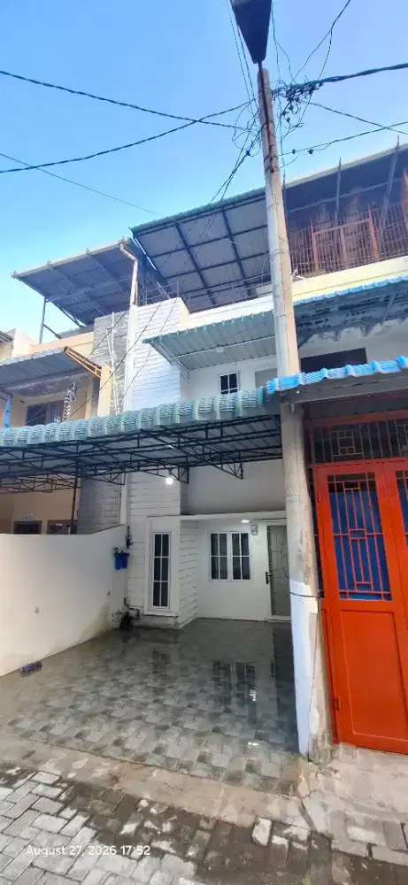 DISEWAKAN RUMAH KOMPLEK PERTAHUN