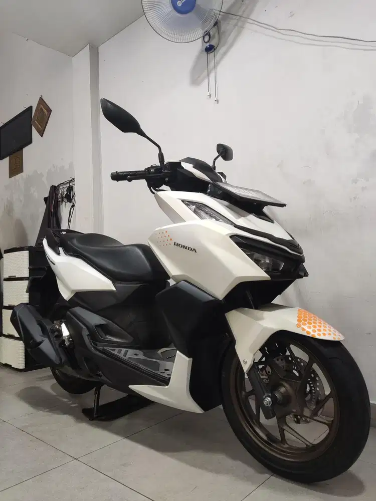 Vario 160 ABS Tertinggi 2022 / 2023 Antik Low Km Pajak Panjang ABBA