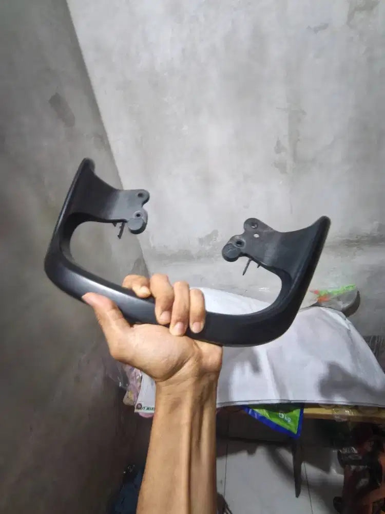 Dijual Behel/begel belakang yamah fazzio original