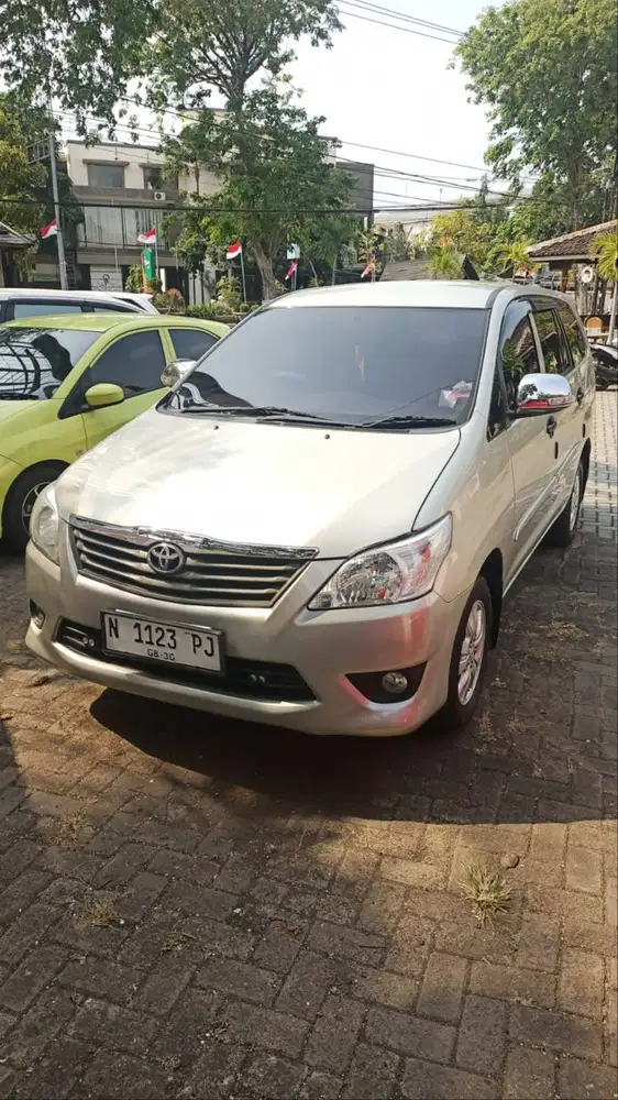 TOYOTA innova e diesel manual 25 2012
