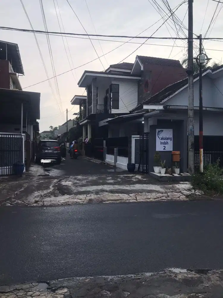 YUK ALL 2 MILYARD+ RUMAH 4 LANTAI 10 KT 6 KM LT 101 LB 286 SHM IMB PBB