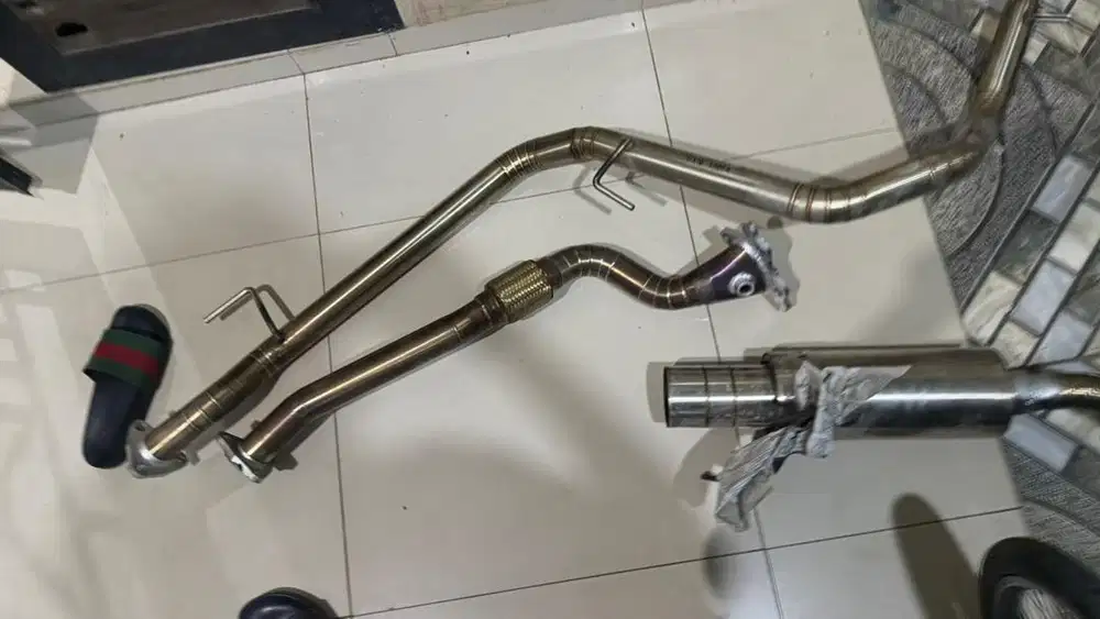 Kenalpot racing fullset honda brio 2014 tipe S Baru pakai 2 minggu