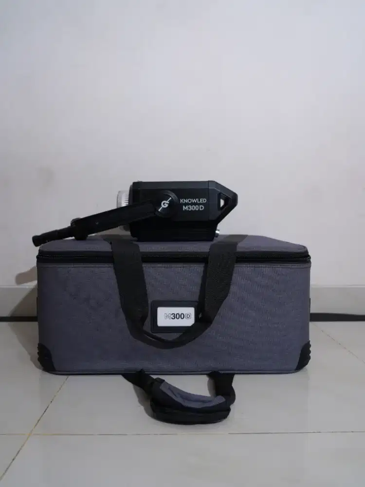 Godox M300D Like New