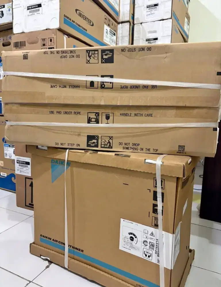 Ac daikin 1/2 pk ada 8 unit baru