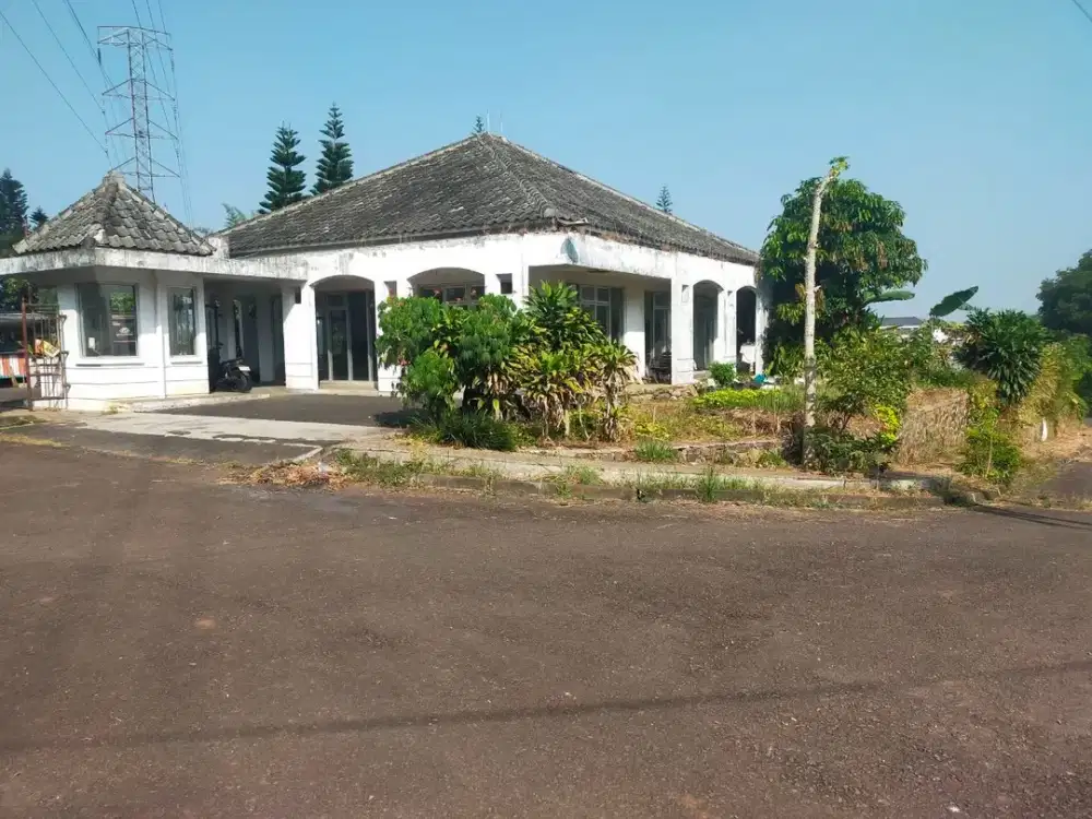 Komp Royal Palm, Setiabudi. Dibawah NJOP, Rumah Hitung Tanah di Kota Bandung