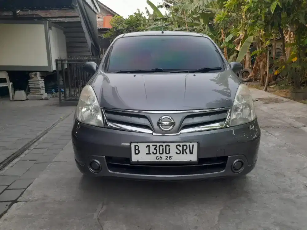 Istimewa.!! Nissan Grand Livina AT 2013