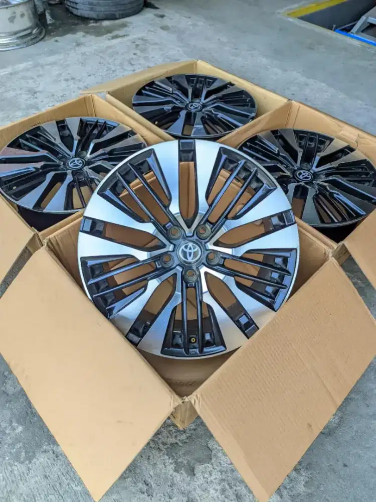 Velg alphard r18 5x114 lbr7,5 et42