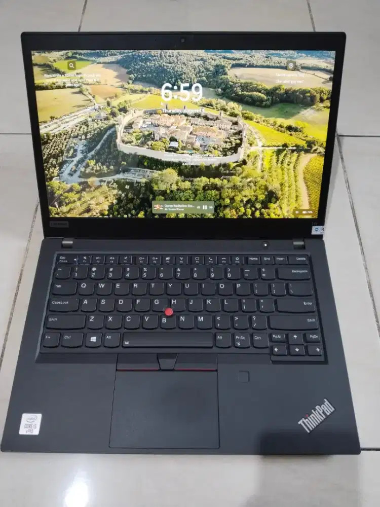 Dijual laptop Lenovo Thinkpad x13 Intel i5 gen 10 ram 16GB Layar senth