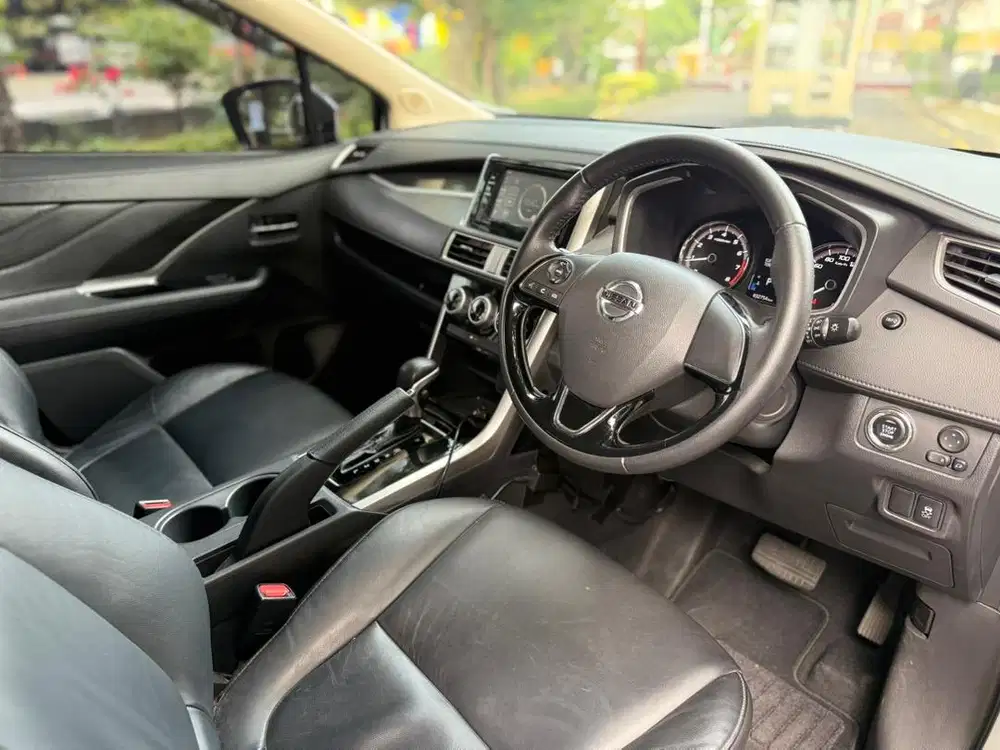 Livina VL 2020 kilometer 30 ribu A/T