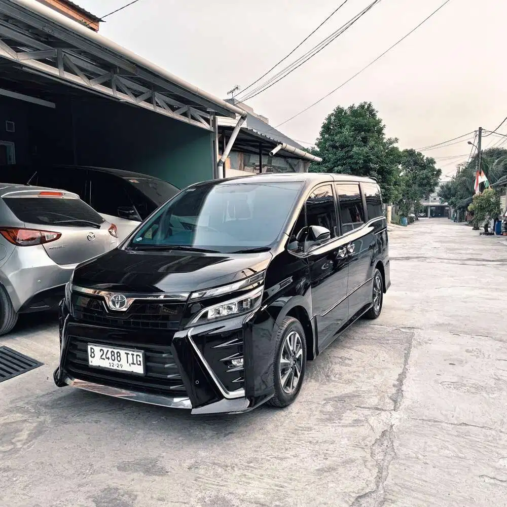 Voxy 2019 Jual Cash