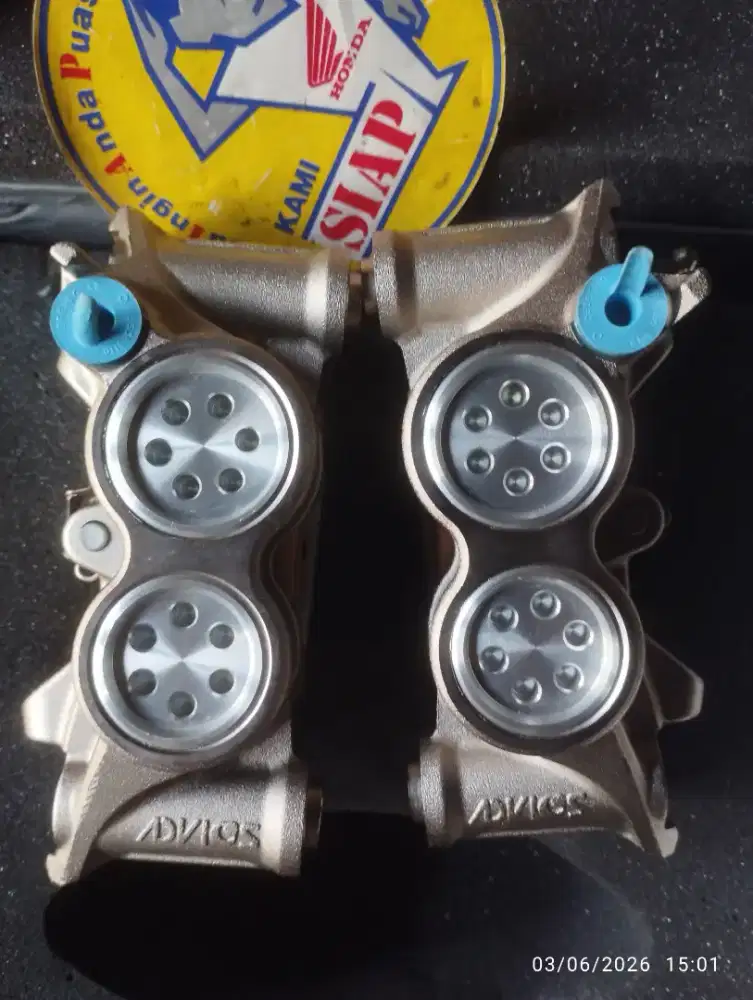 Kaliper rem cakram depan sumitomo advics advios yamaha yzf r1m ori