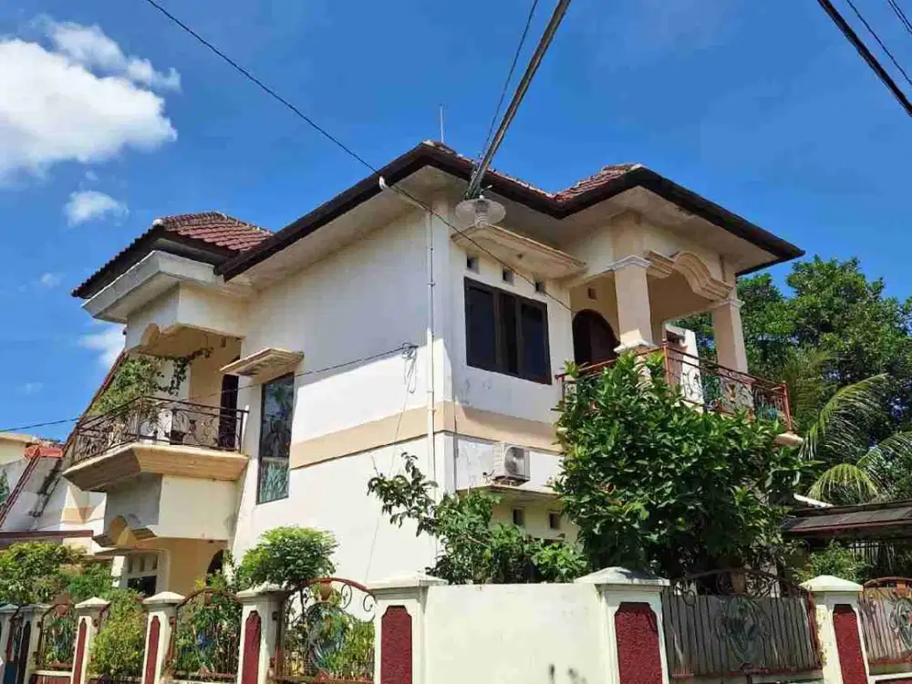 RUMAH DI JL KARANGREJO SRONDOL WETAN BANYUMANIK SEMARANG