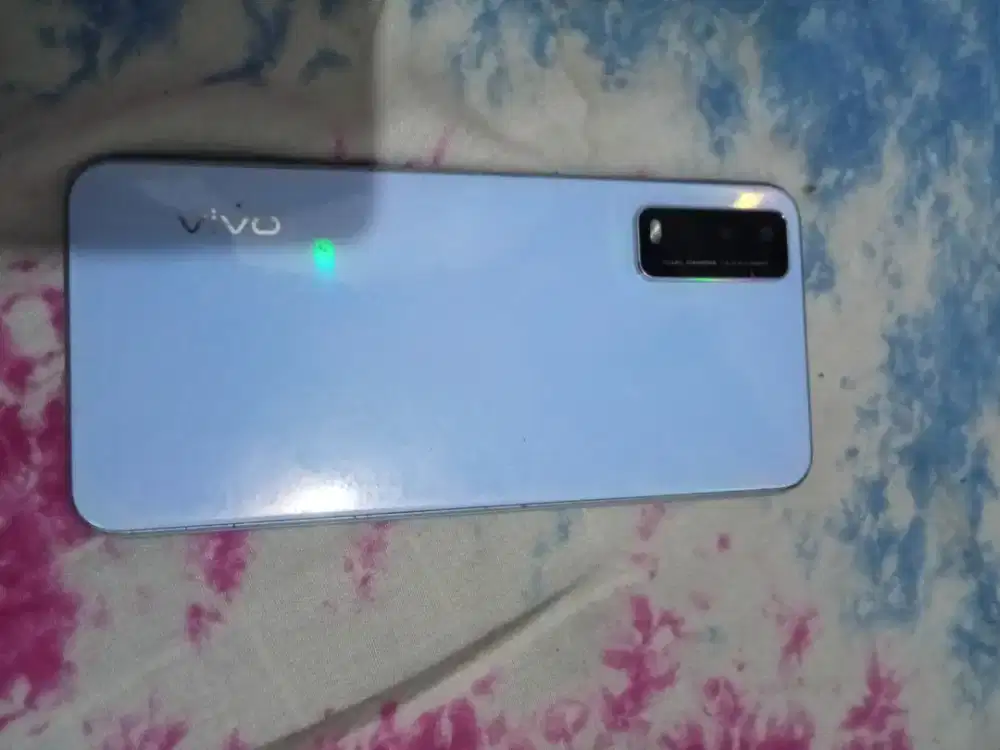Hp dijual  Vivo v2026