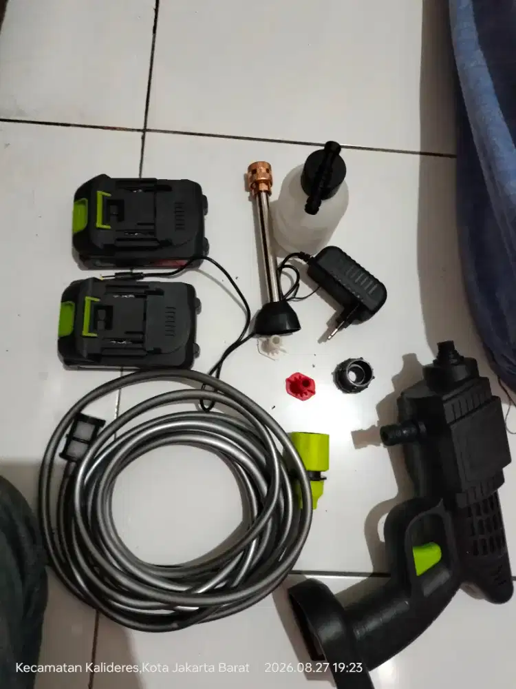 Alat cuci motor