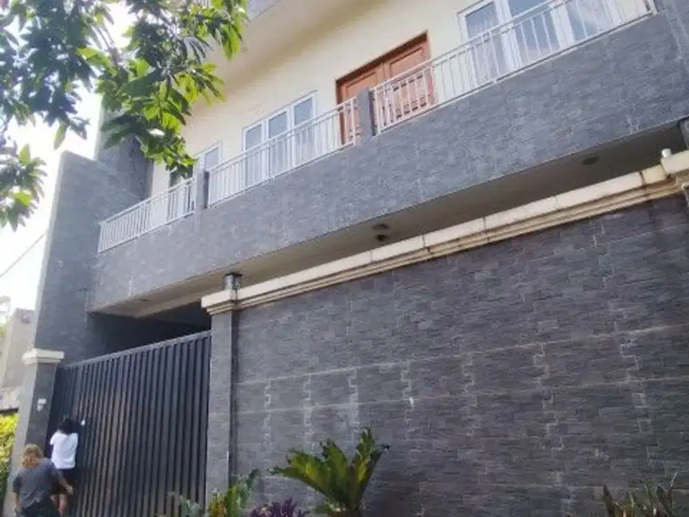 Rumah 3 Lantai Bangunan Mandiri di Sinar Hati Tangerang Kota 1KA00035