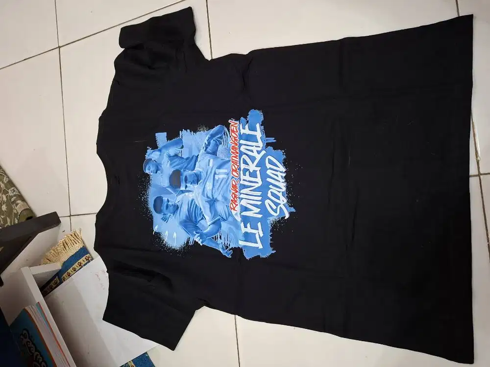 Baju le minerale hitam ukuran M