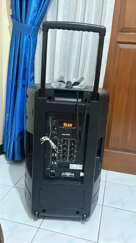 Speker aktif polytron